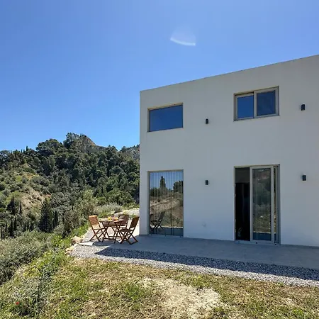 Evoikon Feriehus *